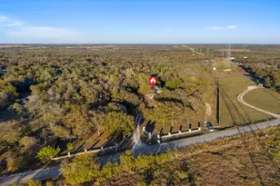 158 Uriah Dr, Elgin, TX 78621 - Photo 37