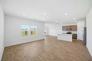 246 Sheanandoah Dr, Kyle, TX 78640 - Photo 9