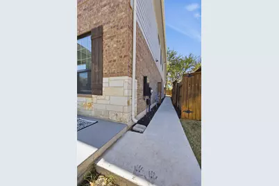 152 Rosling Drive, Buda, TX 78610 - Photo 5