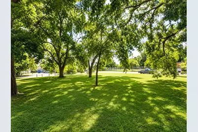 36 Anthony Street #A, Austin, TX 78702 - Photo 9
