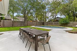8806 Ridgehill Dr, Austin, TX 78759 - Photo 25