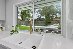 8806 Ridgehill Dr, Austin, TX 78759 - Photo 11