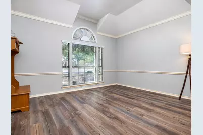 5210 Crooked Oak Cove, Austin, TX 78749 - Photo 3
