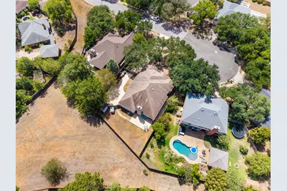 5210 Crooked Oak Cove, Austin, TX 78749 - Photo 33