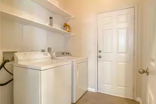 609 W 37th St, Austin, TX 78705 - Photo 29
