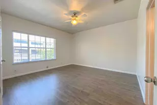 609 W 37th St, Austin, TX 78705 - Photo 19