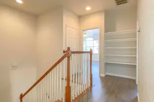 609 W 37th St, Austin, TX 78705 - Photo 11