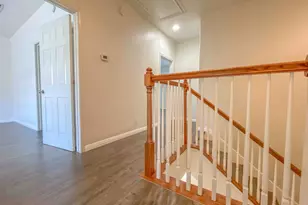 609 W 37th St, Austin, TX 78705 - Photo 9