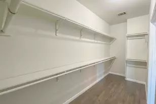 609 W 37th St, Austin, TX 78705 - Photo 15