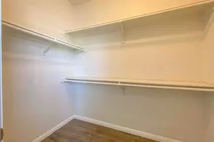 609 W 37th St, Austin, TX 78705 - Photo 27