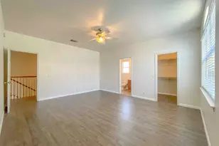 609 W 37th St, Austin, TX 78705 - Photo 25