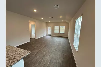 563 Evergreen Sumac Loop, Kyle, TX 78640 - Photo 9