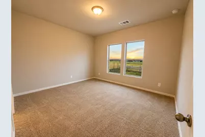 164 Wind Hill, Jarrell, TX 76537 - Photo 7