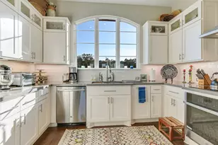 219 Honey Creek Ct, Austin, TX 78738 - Photo 9