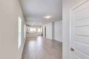 205 Tall Grass Dr, Georgetown, TX 78628 - Photo 5