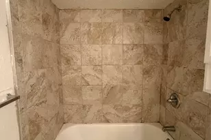 2704 Salado St, Austin, TX 78705 - Photo 17