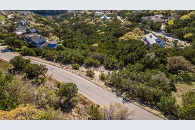 2711 Crosswind Drive, Spicewood, TX 78669 - Photo 17