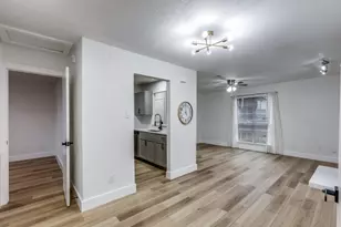 1845 River Crossing Cir, Austin, TX 78741 - Photo 15