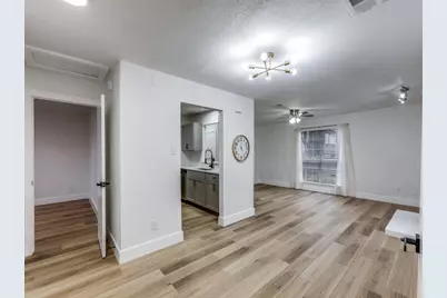 1845 River Crossing Circle #B, Austin, TX 78741 - Photo 13