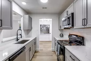 1845 River Crossing Cir, Austin, TX 78741 - Photo 17