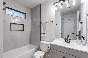 1845 River Crossing Cir, Austin, TX 78741 - Photo 5