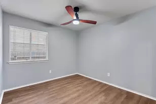 7525 Peabody Dr, Austin, TX 78729 - Photo 15