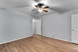 7525 Peabody Dr, Austin, TX 78729 - Photo 11