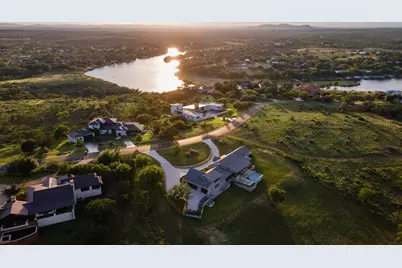 111 Rock N Robyn Trail, Horseshoe Bay, TX 78657 - Photo 31
