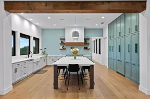 111 Rock N Robyn Trail, Horseshoe Bay, TX 78657 - Photo 3