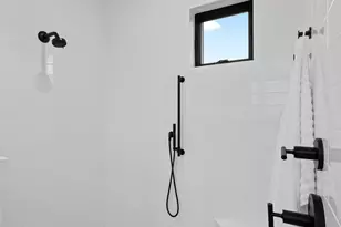 111 Rock N Robyn Trail, Horseshoe Bay, TX 78657 - Photo 15