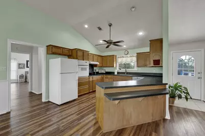 309 Oakwood Loop, San Marcos, TX 78666 - Photo 9