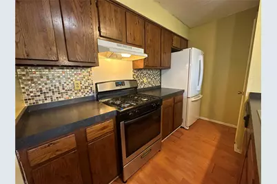 6728 Lancret Hill Drive #B, Austin, TX 78745 - Photo 5