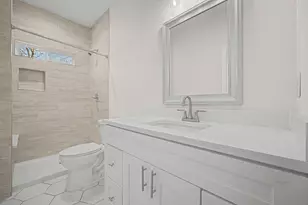 803 4th St, Lockhart, TX 78644 - Photo 19