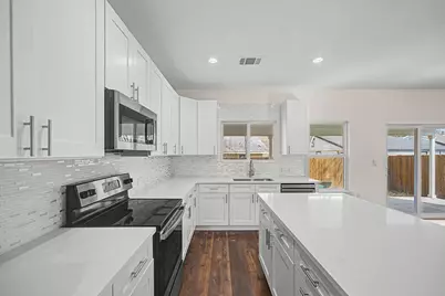 803 4th Street, Lockhart, TX 78644 - Photo 7