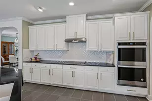 305 Kat Garnet Dr, Kyle, TX 78640 - Photo 9