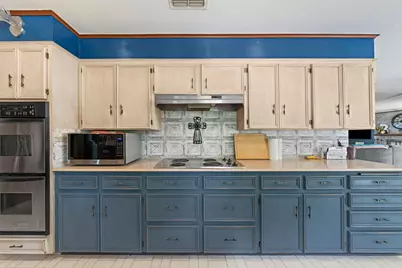 1101 E 19th Street, Cameron, TX 76520 - Photo 15
