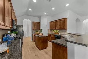 551 Middle Creek, Buda, TX 78610 - Photo 15