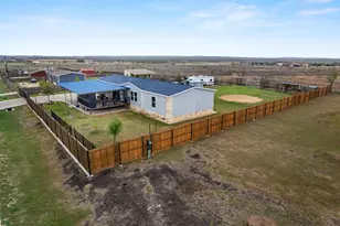 122 Kelp Gull Dr, Del Valle, TX 78617 - Photo 3