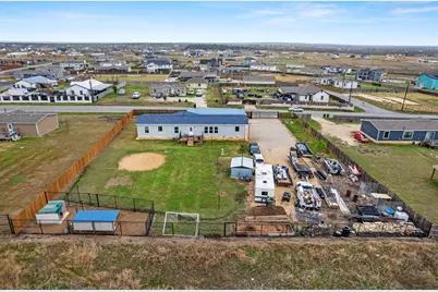 122 Kelp Gull Drive, Del Valle, TX 78617 - Photo 39