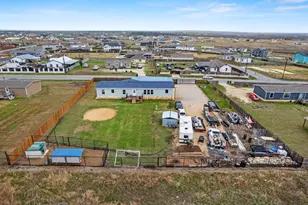 122 Kelp Gull Dr, Del Valle, TX 78617 - Photo 39