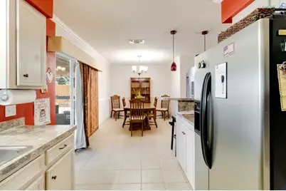 105 Jones Street, Bastrop, TX 78602 - Photo 9