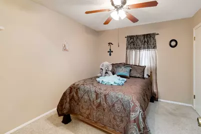 105 Jones Street, Bastrop, TX 78602 - Photo 15