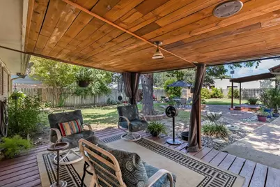 105 Jones Street, Bastrop, TX 78602 - Photo 21