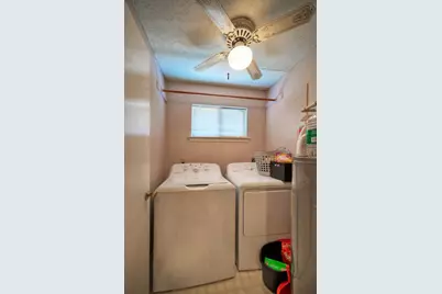 828 Water Street, Webberville, TX 78653 - Photo 9