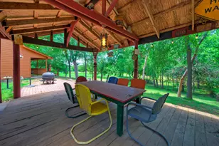 828 Water St, Webberville, TX 78653 - Photo 15