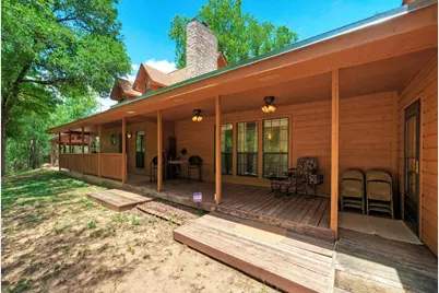 828 Water Street, Webberville, TX 78653 - Photo 13