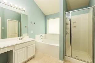 116 Amberwood Ct, Kyle, TX 78640 - Photo 7