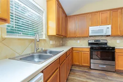 116 Amberwood Court, Kyle, TX 78640 - Photo 23