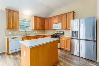 116 Amberwood Court, Kyle, TX 78640 - Photo 3