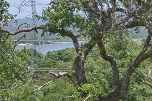 5401 Dew Drop St, Horseshoe Bay, TX 78657 - Photo 3